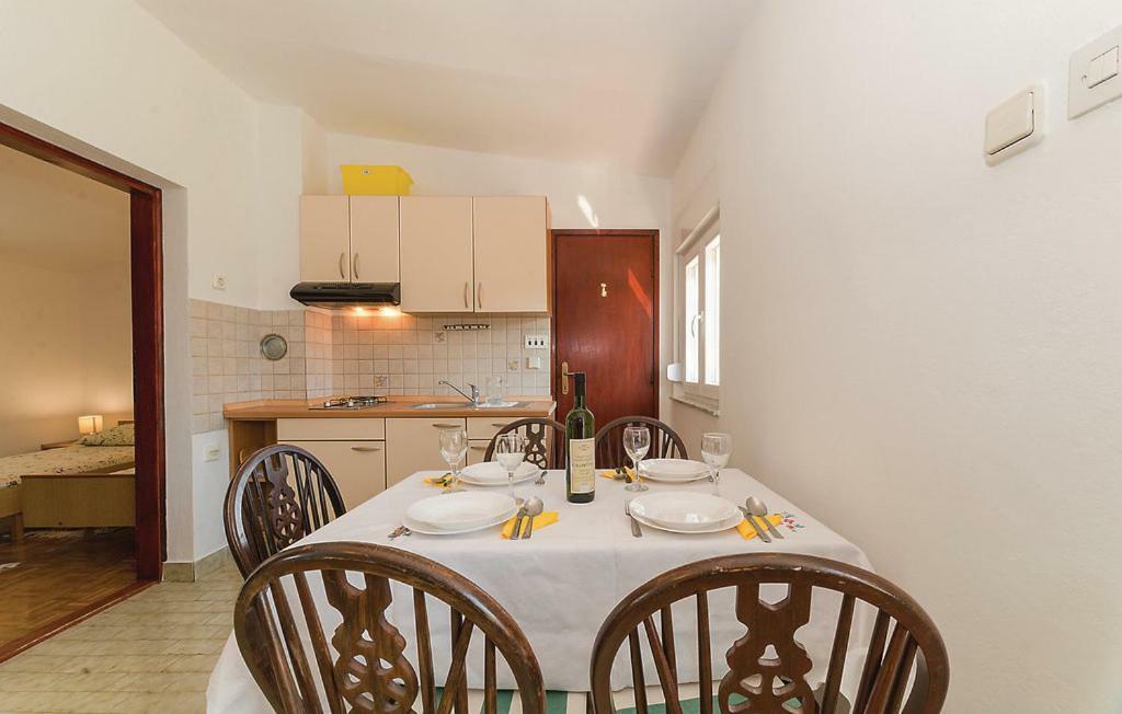 Apartmani Dokoza Vir Exteriér fotografie